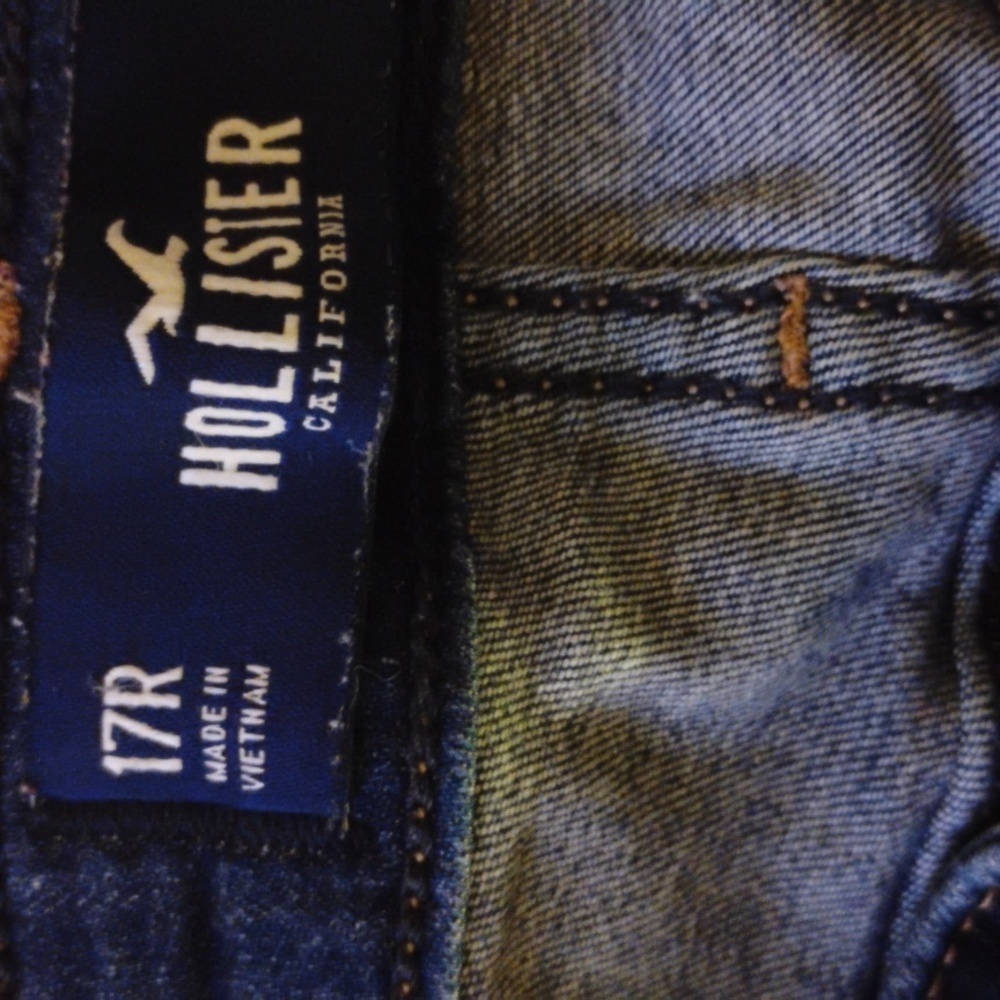 Hollister plus size ultra highrise crop jean leggings,Advanced stretch. Size 17 - Picture 7 of 10